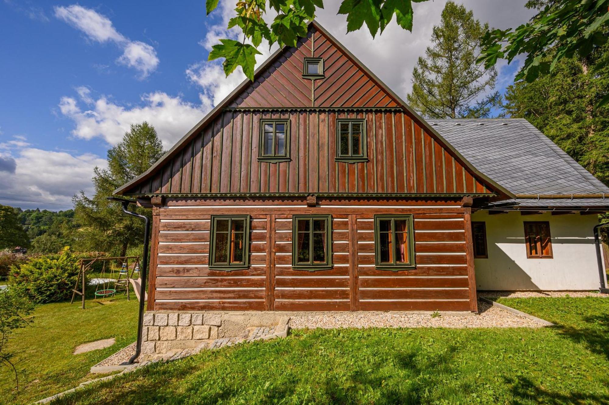 Roubenka Na Vyhlidce Villa